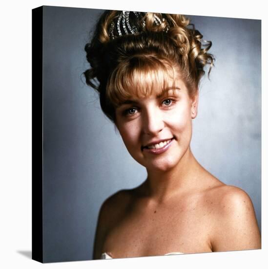 SHERYL LEE. "Twin Peaks" [1990], directed by DAVID LYNCH.-null-Stretched Canvas