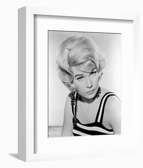 Shirley MacLaine-null-Framed Photo