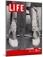 Shoe Style of a Female Student, June 7, 1937-Alfred Eisenstaedt-Mounted Photographic Print