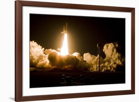 Shuttle Discovery Launch-null-Framed Photo