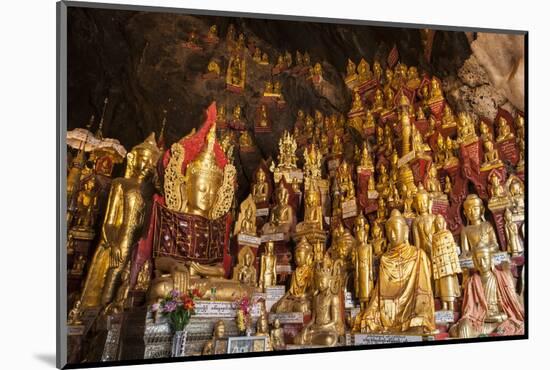 Shwe Umin Pagoda Paya, Buddha Images Inside the Limestone Gold Buddha Caves, Pindaya-Stephen Studd-Mounted Photographic Print