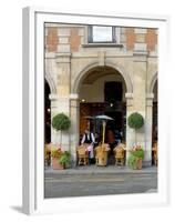 Sidewalk Cafe in the Marais, Paris, France-Lisa S^ Engelbrecht-Framed Premium Photographic Print