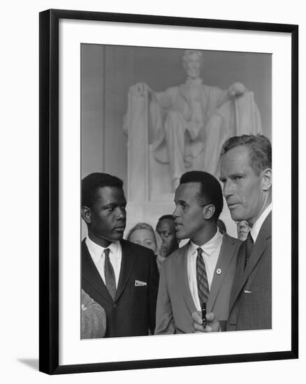 Sidney Poitier, Charlton Heston, and Harry Belafonte at March on Washington, 1963-null-Framed Photo