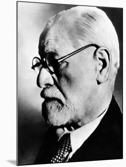 Sigmund Freud, 1936-null-Mounted Photo