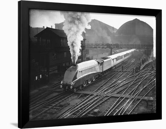 Silver Link Train Leaves King's Cross Station-null-Framed Photographic Print