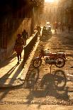 Old Havana-simon tonge-Stretched Canvas