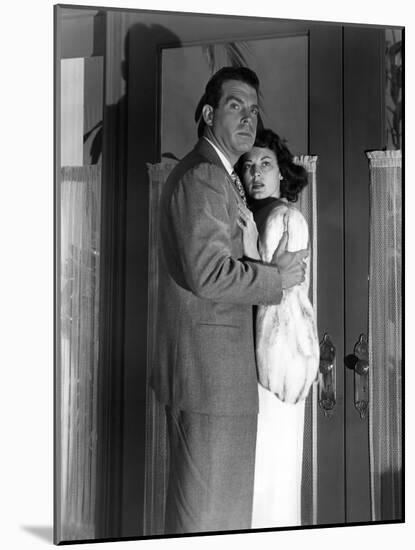 SINGAPORE, 1947 directed by JOHN BRAHM Fred MacMurray and Ava Gardner (b/w photo)-null-Mounted Photo