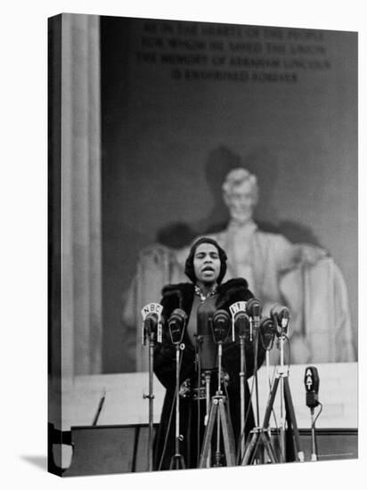 Singer Marian Anderson Giving an Easter Concert at the Lincoln Memorial-Thomas D^ Mcavoy-Stretched Canvas