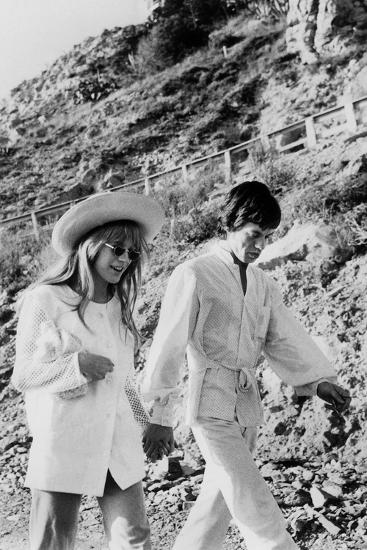 Singers Mick Jagger And Marianne Faithfull In San Remo January 29 1967 Photo Allposters Com Singers Mick Jagger And Marianne Faithfull In San Remo January 29 1967 Photo Allposters Com