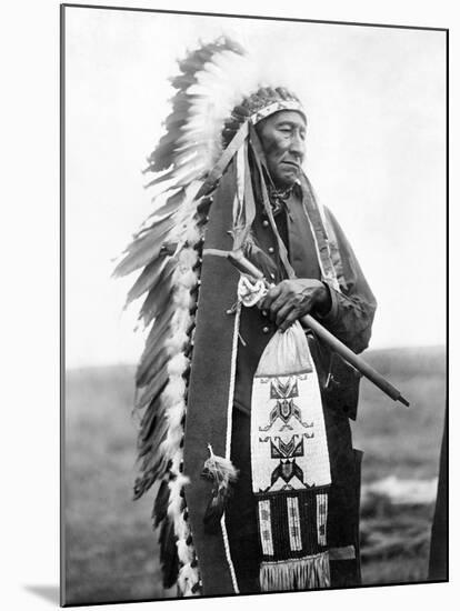 Sioux Chief, C1905-Edward S^ Curtis-Mounted Photographic Print
