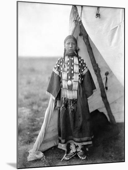 Sioux Girl, C1905-Edward S^ Curtis-Mounted Photographic Print