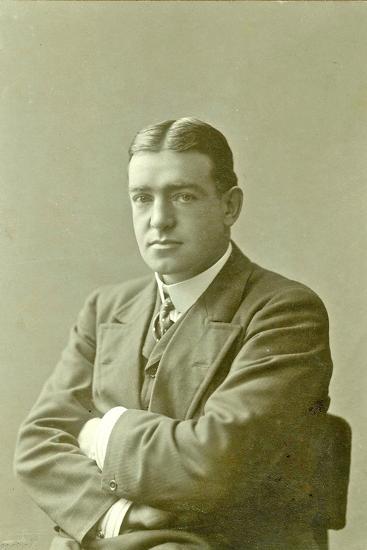 'Sir Ernest Shackleton' Photographic Print | AllPosters.com