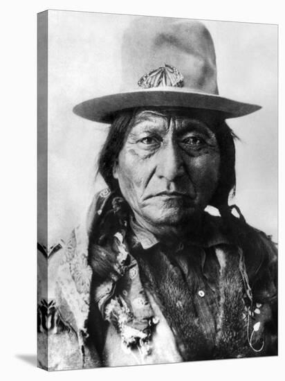 Sitting Bull (1834-1890)-null-Stretched Canvas