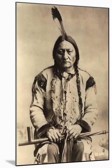 Sitting Bull (Tatanka Iyotake) 1831-90 Teton Sioux Indian Chief-null-Mounted Giclee Print
