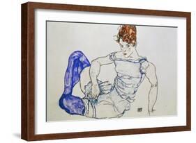 Sitzende Frau Mit Violetten Struempfen, 1917-Egon Schiele-Framed Giclee Print