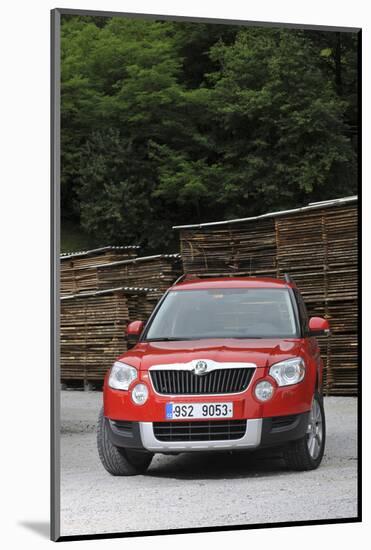 Skoda Yeti 2009-Simon Clay-Mounted Photographic Print