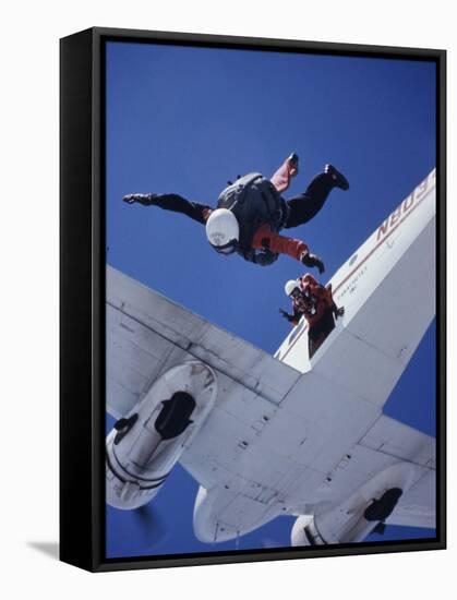 Skydivers Jumping from Plane-null-Framed Stretched Canvas