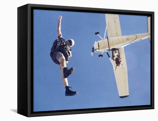 Skydivers Jumping from Plane-null-Framed Stretched Canvas