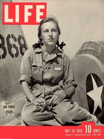 https://imgc.allpostersimages.com/img/posters/slade-learns-to-be-ferry-pilot-for-air-force-women-s-flying-training-detachment-july-19-1943_u-L-Q1HSW2A0.jpg?artPerspective=n