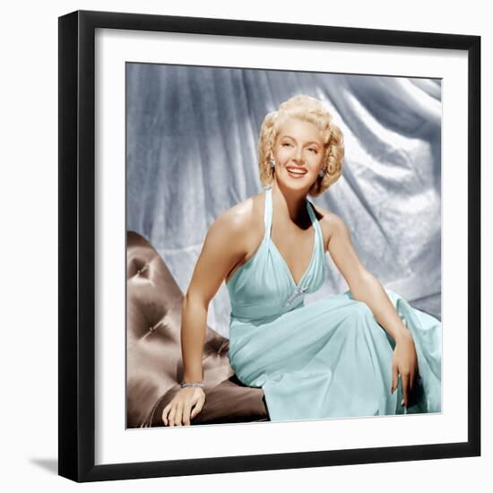 SLIGHTLY DANGEROUS, Lana Turner, 1943-null-Framed Photo