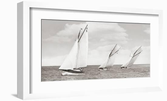 Sloops racing, 1926-null-Framed Giclee Print