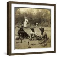 Snake Charmers, Delhi, India-Underwood & Underwood-Framed Photographic Print