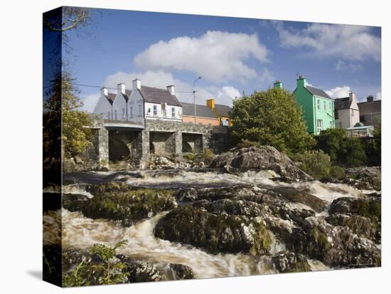 Sneem River Below Road Bridge in Village on Ring of Kerry Tourist Route, Iveragh Peninsula, Munster-Pearl Bucknall-Stretched Canvas