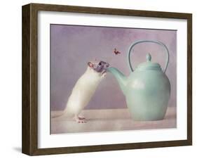 Snoozy :)-Ellen Van Deelen-Framed Giclee Print