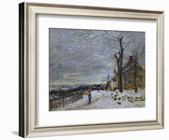 Snow in Veneux-Nadon, Around 1880-Alfred Sisley-Framed Giclee Print