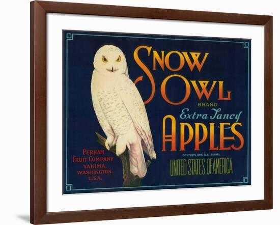 Snow Owl Apple Label - Yakima, WA-Lantern Press-Framed Art Print