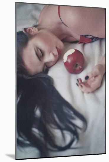 Snow White-Michalina Wozniak-Mounted Photographic Print