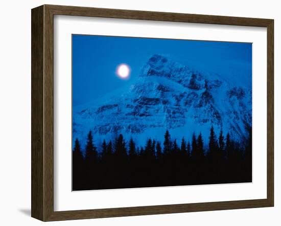 Snowy Mountain-Peter Lilja-Framed Photographic Print