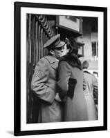 Soldier Kissing His Girlfriend While Saying Goodbye in Pennsylvania Station-Alfred Eisenstaedt-Framed Photographic Print