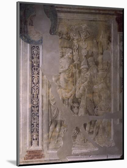 Soldiers Carry Spoils of War to Trajan, Scene from Cycle on Trajan's Column, 1511-1513-Baldassare Peruzzi-Mounted Giclee Print