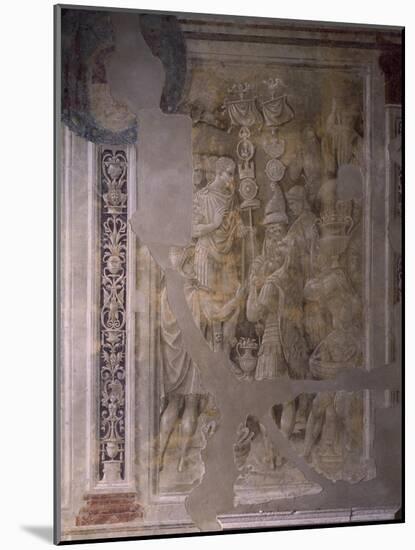 Soldiers Carry Spoils of War to Trajan, Scene from Cycle on Trajan's Column, 1511-1513-Baldassare Peruzzi-Mounted Giclee Print