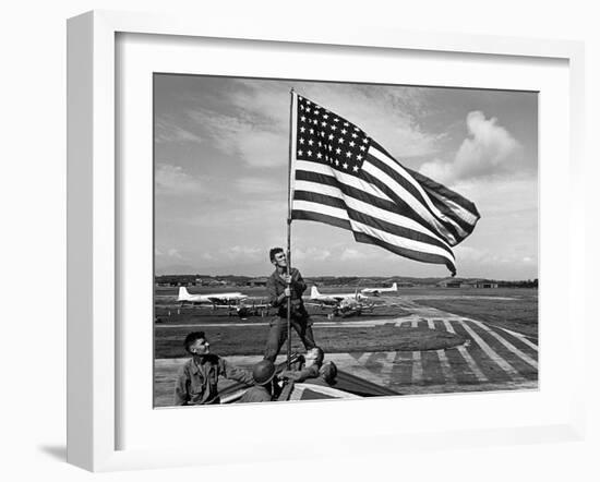 Soldiers Raising American Flag at Atsugi Airbase as First American Occupation Forces Arrive-Carl Mydans-Framed Photographic Print