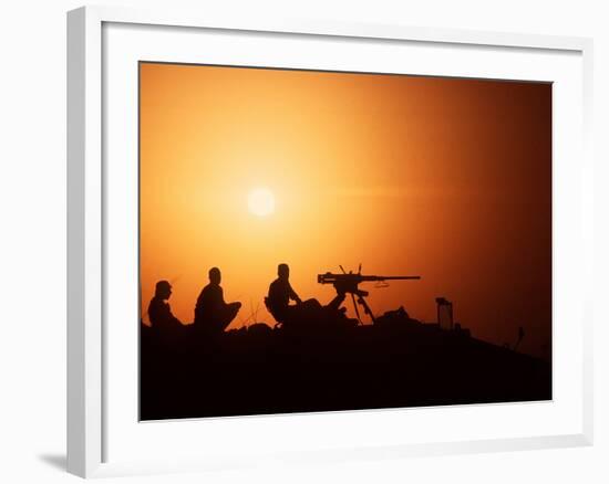 Soldiers Set Up a Security Outpost During Operation Desert Storm-Stocktrek Images-Framed Photographic Print