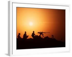 Soldiers Set Up a Security Outpost During Operation Desert Storm-Stocktrek Images-Framed Photographic Print