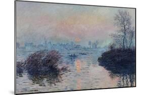 Soleil couchant sur la Seine à Lavacourt, effet d'hiver-Claude Monet-Mounted Giclee Print