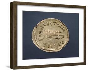 Solidus of Emperor Heraclius I, Verso, Byzantine Coins, 7th Century-null-Framed Giclee Print