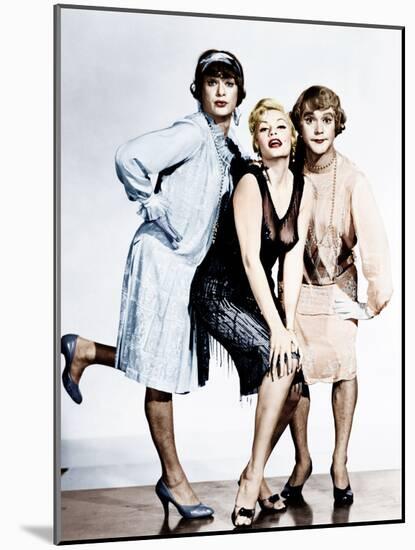SOME LIKE IT HOT, from left: Tony Curtis, Evelyn Moriarty (Marilyn Monroe's stand-in), Jack Lemmon-null-Mounted Photo