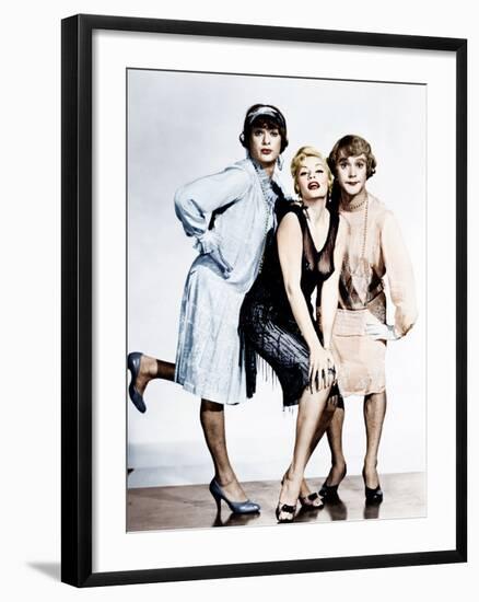 SOME LIKE IT HOT, from left: Tony Curtis, Evelyn Moriarty (Marilyn Monroe's stand-in), Jack Lemmon-null-Framed Photo