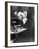 Some Like It Hot, Marilyn Monroe, 1959-null-Framed Photo