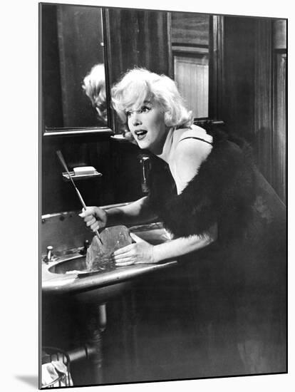 Some Like It Hot, Marilyn Monroe, 1959-null-Mounted Photo