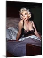 Some Like it Hot, Marilyn Monroe, Directed by Billy Wilder, 1959-null-Mounted Photo