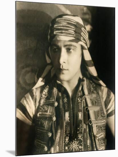 SON OF THE SHEIK, Rudolph Valentino, 1926-null-Mounted Art Print