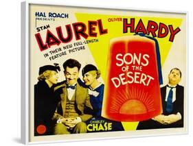 SONS OF THE DESERT, from left: Mae Busch, Stan Laurel, Dorothy Christy, Oliver Hardy, 1933.-null-Framed Art Print