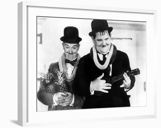 Sons Of The Desert, Stan Laurel, Oliver Hardy, 1933-null-Framed Photo