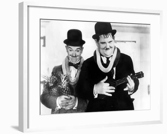 Sons Of The Desert, Stan Laurel, Oliver Hardy, 1933-null-Framed Photo