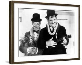 Sons Of The Desert, Stan Laurel, Oliver Hardy, 1933-null-Framed Photo